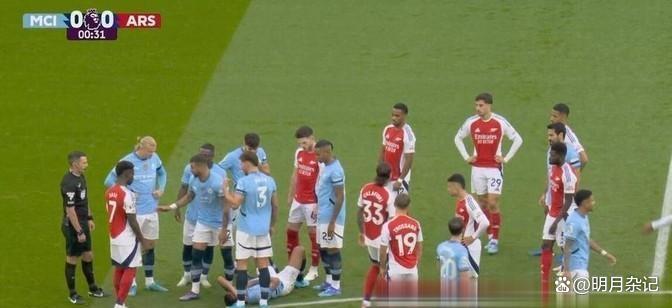 曼城中场接受伤病治疗，赛季报销