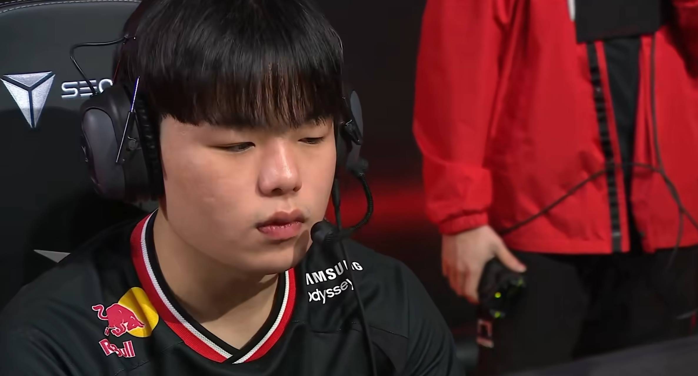 Faker遭遇十连败,中国队教练面临压力!