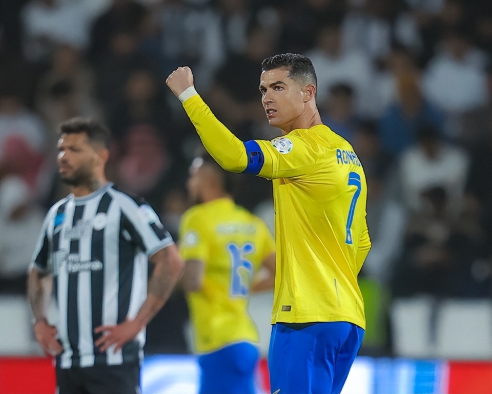 包含C罗连续二十场比赛得分超过大比分获胜，切尔西不断突破！的词条